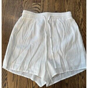 Princess Polly Women's White Lined Relaxed Shorts Sz 4 Beach Summer Coastal Soft